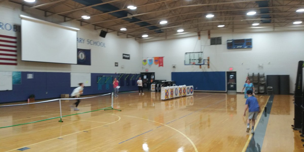 Great month of CDR staff Wellness. Tuesday pickleball, Thursday yoga, Friday moderate to high intensity workouts. Healthier staff equals a better staff😄💪👍 @ActiveSchoolsUS @KY_SHAPE @SHAPE_America