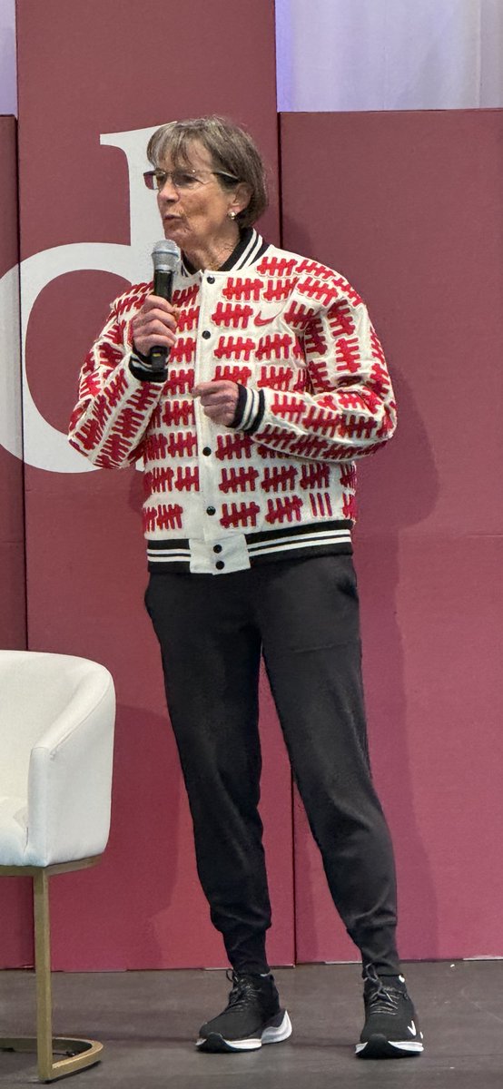 Bevinars tweet media