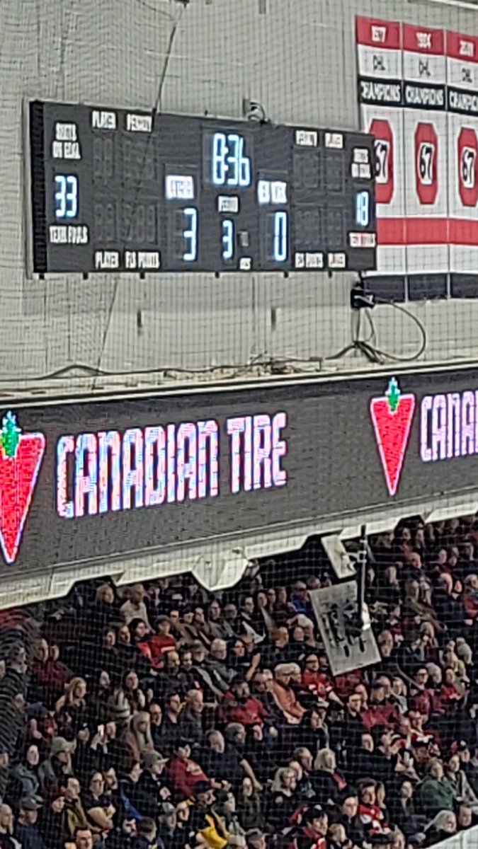 _KarenMilligan's tweet photo. Great hockey #GoOttawa #PWHL https://t.co/iN1xePEHdS