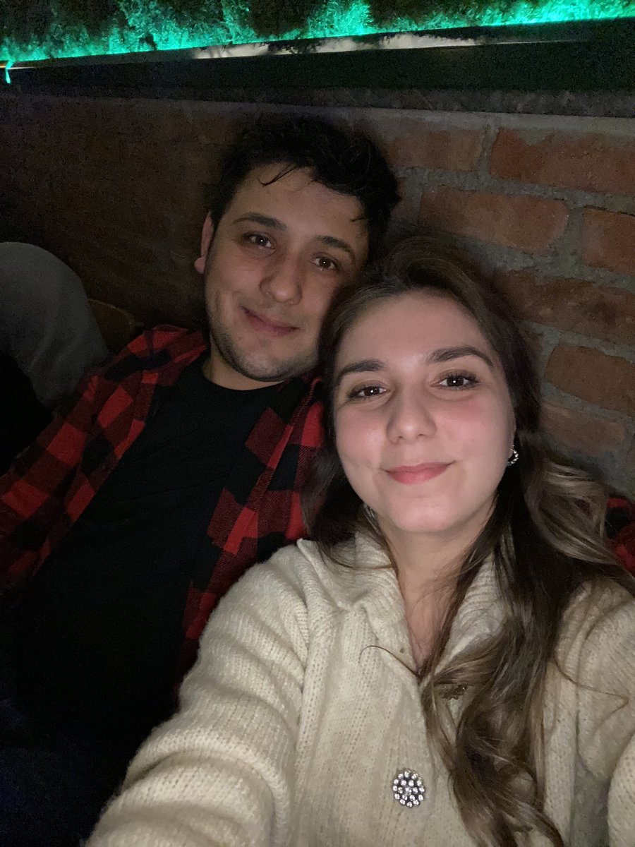 Bazı insanlar şansındır 
Seni seviyorum ❤️