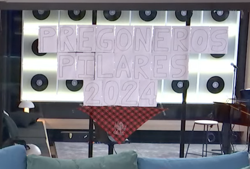 OT_Oficial's tweet photo. Hola, @zaragoza_es 👋🏻 Por aquí creo que quieren deciros algo... 🤣 #OTDirecto4F https://t.co/qHhlPvQj9Y