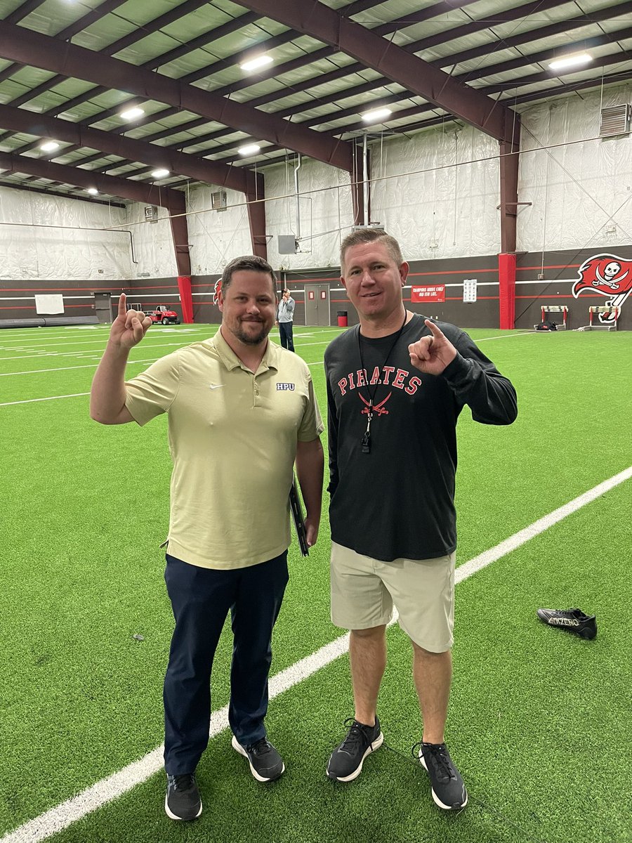 RecruitLCP's tweet photo. Big thanks to @CoachWilson_HPU for coming out to #RecruitLCP this week! @THSCAcoaches #straightlinerecruiting #RecruitTheHub https://t.co/1F6VcUUgD3