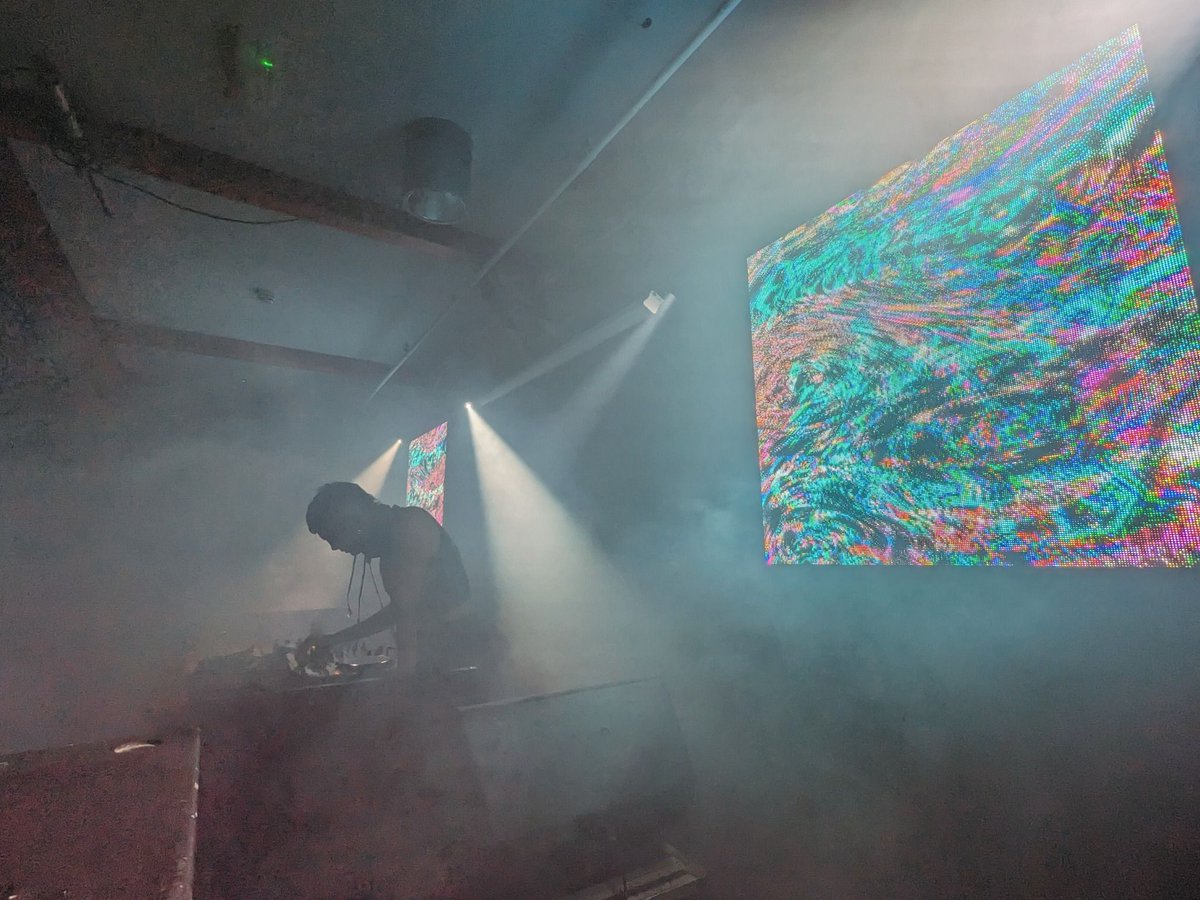 LED video walls are a great canvas for artists, it can be built to your imagination such as this multi-screen set up in The Art School. Got a creative project in mind? Get in touch by visiting eventproductions.inhouse.scot