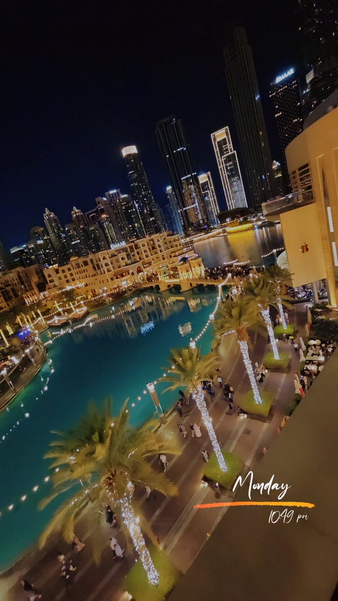 shenim_'s tweet photo. #Dubai
#Dubai_mall https://t.co/sbQxswzi6u