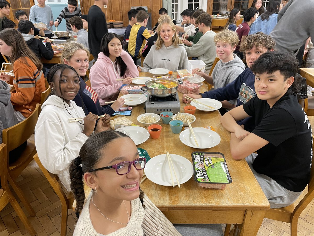 MonktonLang's tweet photo. The ICOM (international community of Monkton) hotpot night was a real success! Over 50 students shared delicious food together 😋 @MonktonBath @MonktonSenior https://t.co/rfPEWCWgTK