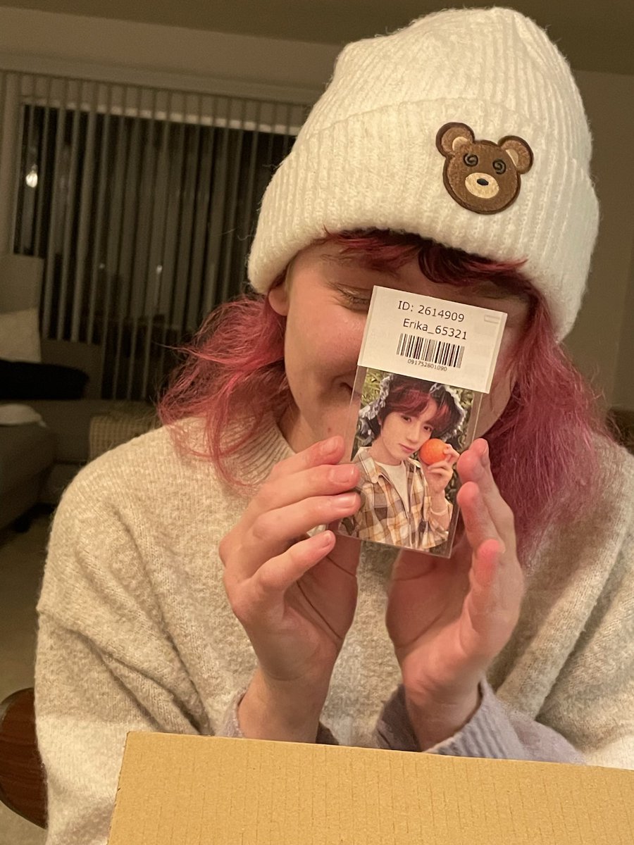 kidultcomplex's tweet photo. happy birthday erika i love you friend!! #MidnasWorstRoommate #TimesUpGivMeYourWishlistBirthday소원을말해줘 #11pmBIRTHDAYColdBrewCafeEvent4Erika #ErikasFebruary4Beomgyu #TerryNOErika #ImJason #No1ArtSchoolSurvivor https://t.co/UadlvIuOsh