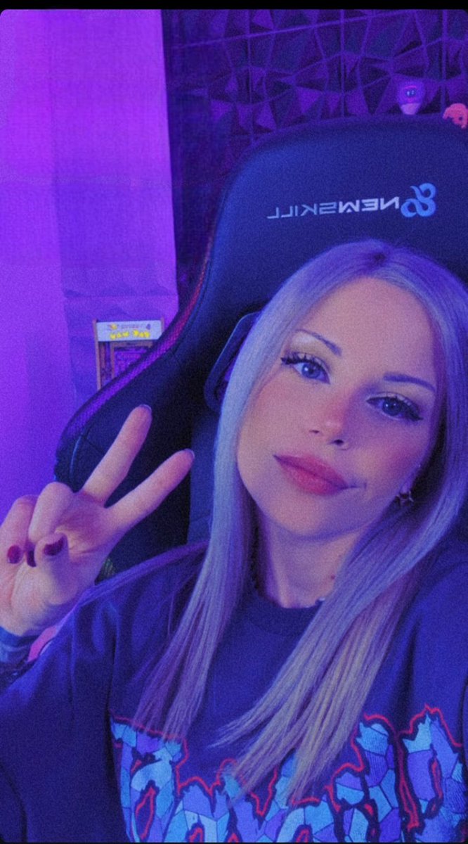 SIN TEXTO Biyin Instagram Stories
4, febrero 24