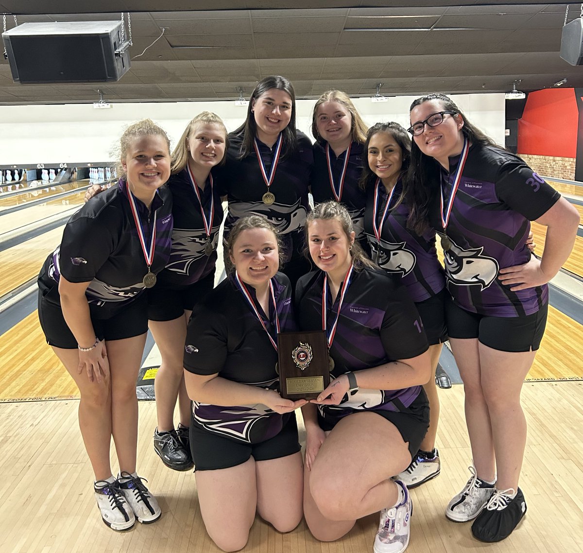 warhawkbowling's tweet photo. GLBC Regular Season Champions! 

Bracket play for the championship starting shortly. https://t.co/zq8OFXB3gh