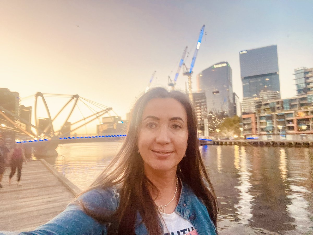 RocketClare🚀 tweet media