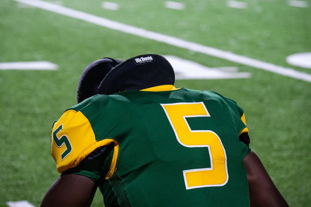 Commitment is still 100% open‼️

hudl.com/v/2MNVC5