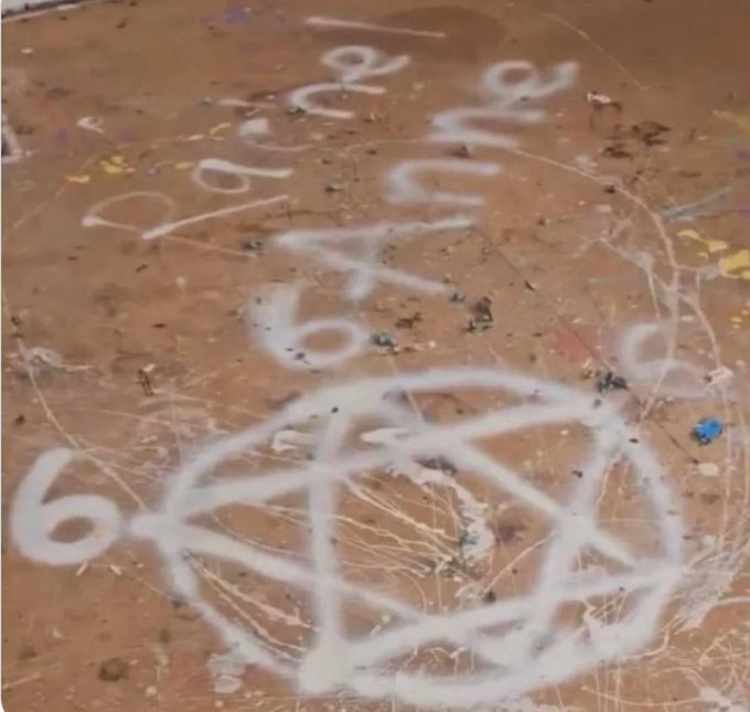 Rachel and Anne summoning a rabbi https://t.co/0GnnzWfu5Q