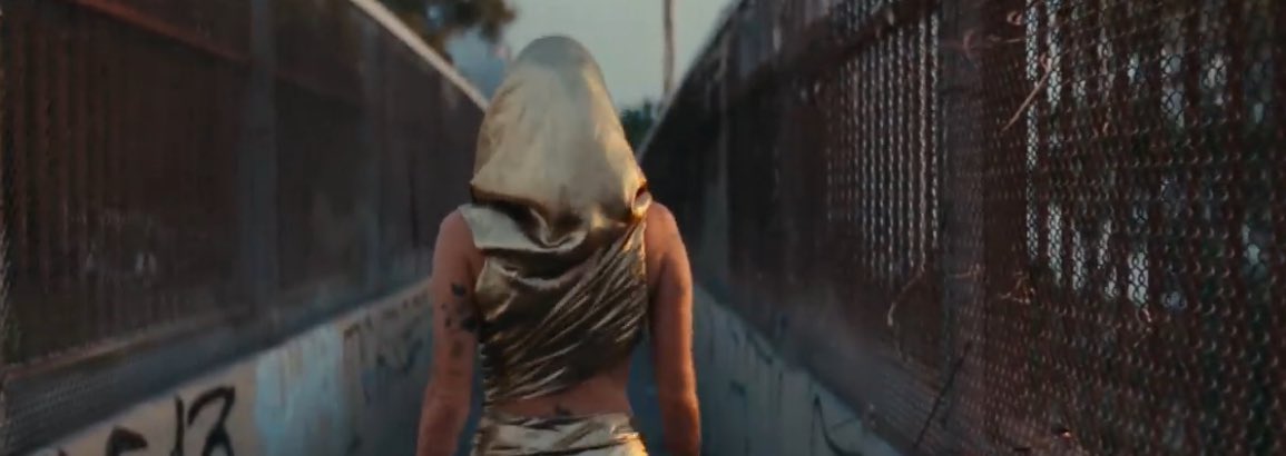Chombe🃏 tweet media
