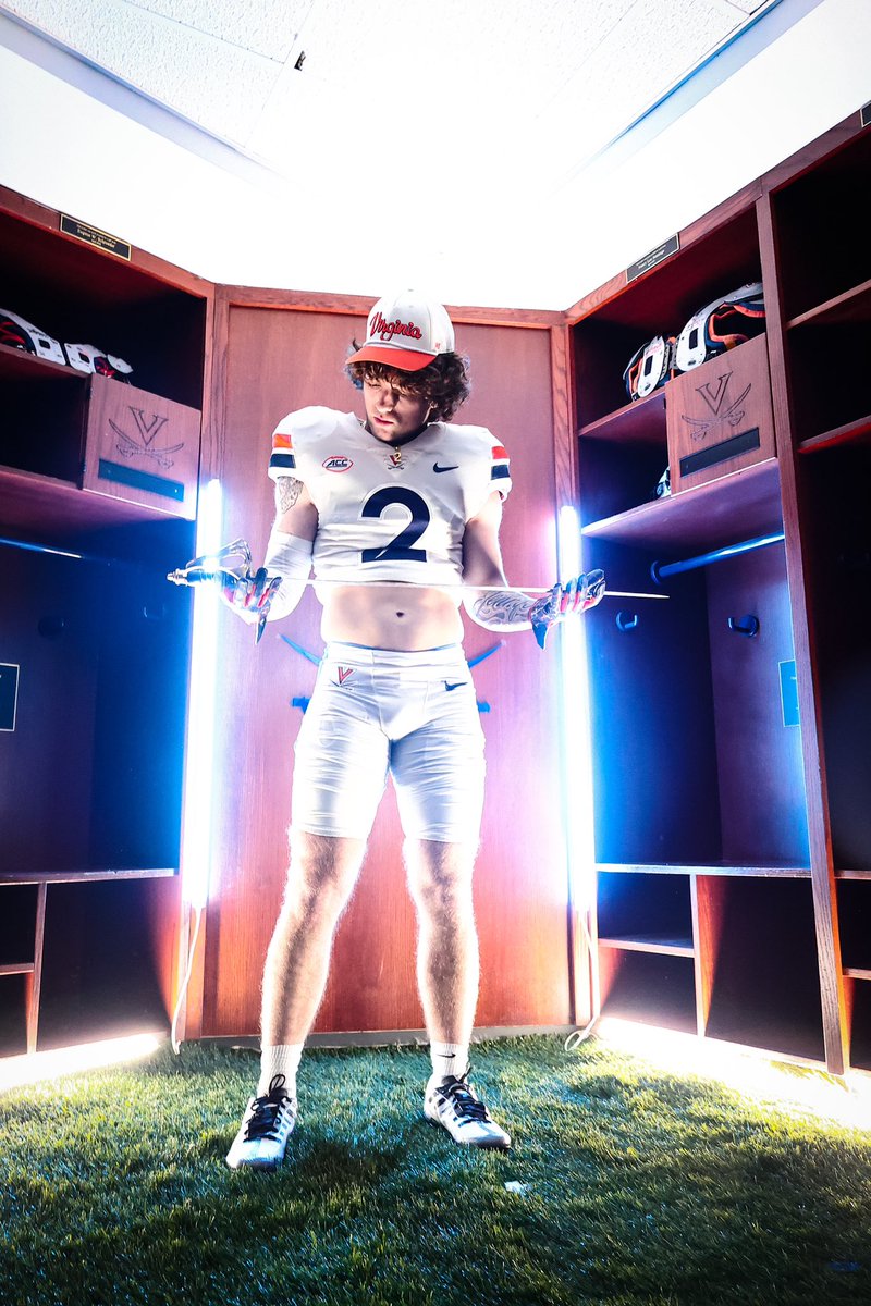 j_mccarter02's tweet photo. Had a great time at @UVAFootball Yesterday! Thanks for having me down! @CoachSintim @Coach_Gaither @jsperos @UVAFBRecruiting 

@PatriotHS_FB @FinnertySean @ThedealFitness @c4_training @WillVapreps https://t.co/0ZWI3iAnxB