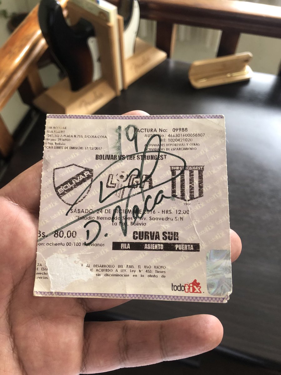 drescolateSSJ's tweet photo. Una entrada que pasará a las historia. 24.12.16
Gracias por la firma @dannyvaca19 https://t.co/z6cM3192gO