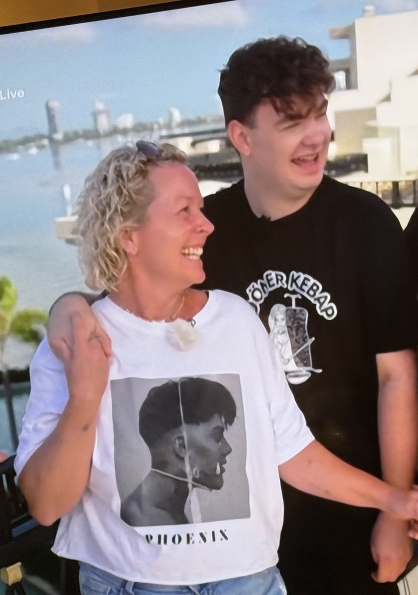 SaendiK's tweet photo. Katja Riemann- die Mutter von Tim #IBES https://t.co/gLv7u48cNv