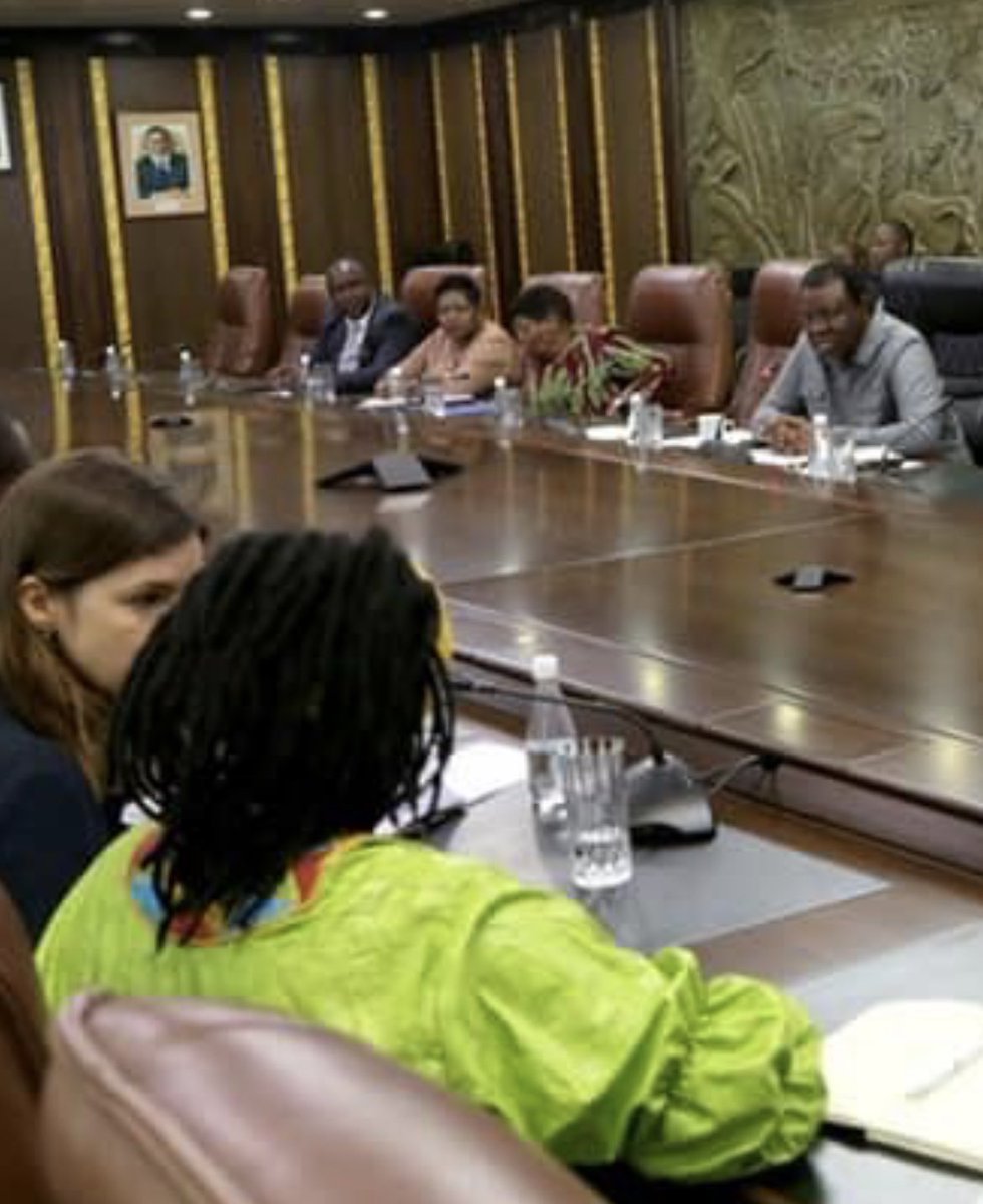 C'est avec  grande tristesse que nous avons appris le décès du Président Hage Geingob de la Namibie Il croyait en une Afrique unifiée, Je me rappelle encore de ces conseils lors de l’audience qu’il nous avait accordé. C’était notre conseiller. #Rest #in #Peace