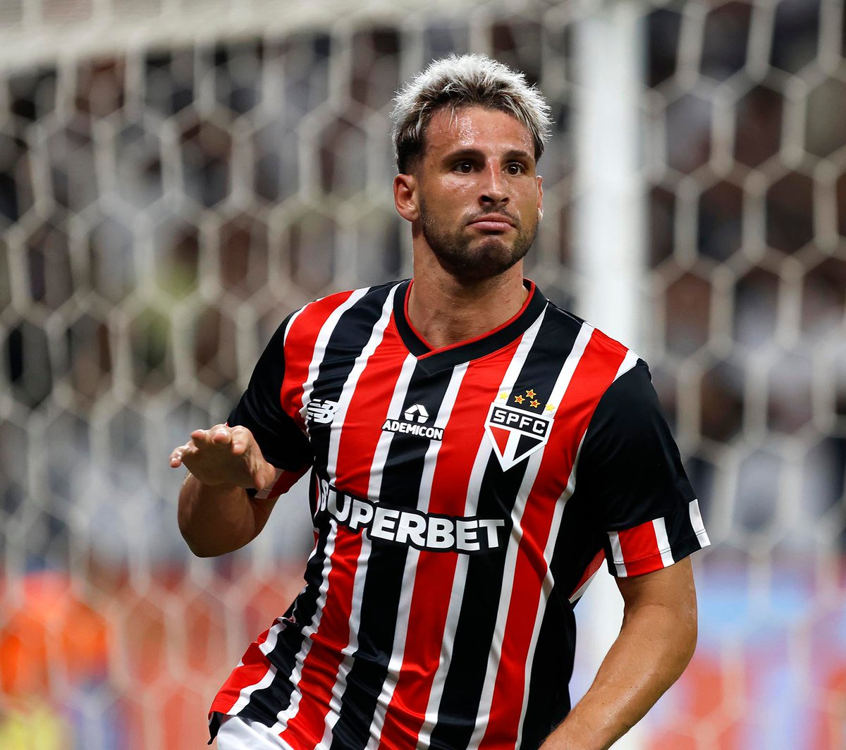 somosaopaulinos's tweet photo. Mata-mata: São Paulo 17x5 Palmeiras.

✅ Vice-campeão da Supercopa 2024
✅ Eliminado da Copa do Brasil 2023
✅ Eliminado da Copa do Brasil 2022
✅ Vice-campeão do Paulistão 2021
✅ Eliminado do Paulistão 2019
✅ Eliminado da Libertadores 2006
✅ Eliminado da Libertadores 2005
✅ Eliminado do Rio-São Paulo 2002
✅ Eliminado do Supercampeonato Paulista 2002
✅ Eliminado da Copa do Brasil 2000
✅ Eliminado do Rio-São Paulo 1998
✅ Eliminado do Paulistão 1998
✅ Eliminado da Libertadores 1994
✅ Vice-campeão do Paulistão 1992
✅ Eliminado do Paulistão 1987
✅ Eliminado do Paulistão 1979
✅ Eliminado do Paulistão 1977

ETERNO FREGUÊS! 🇾🇪
