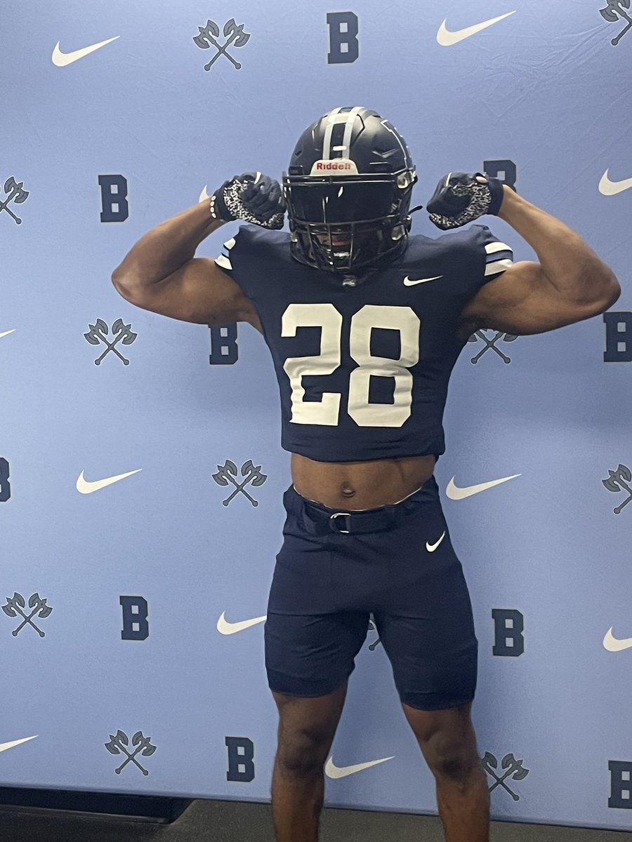 Thank you @BerryFootball for having me this weekend. Had a great time with the players, coaches, staff, and students. @FB_CoachElliott @BCCoachK @CoachG_55