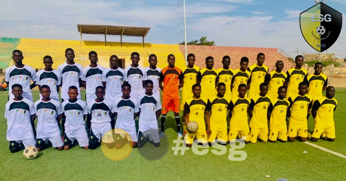 esg_gao's tweet photo. #esperancesportivedegao #forcaesg #esg #football #footballteam #footmali #clubmali #training #ilovethisgame #gao #mali 🟡⚫⚽⚽⚽
Photo de la famille ESG de la saison 2023-2024 https://t.co/P4nQki6xVU
