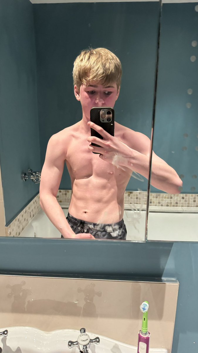 Hennessey tweet media