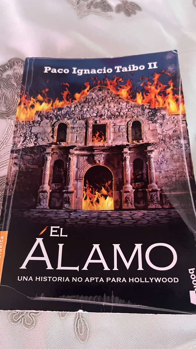litosest's tweet photo. @UruzRadio Gracias por recomendar este libro. Me encantó. https://t.co/vmVhGx2itc