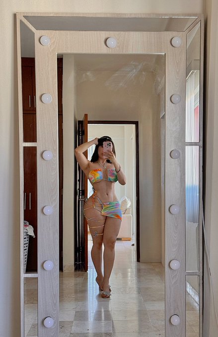 Cada d&iacute;a m&aacute;s buena 🪽🙏🏻 https://t.co/NGllOM8gyH