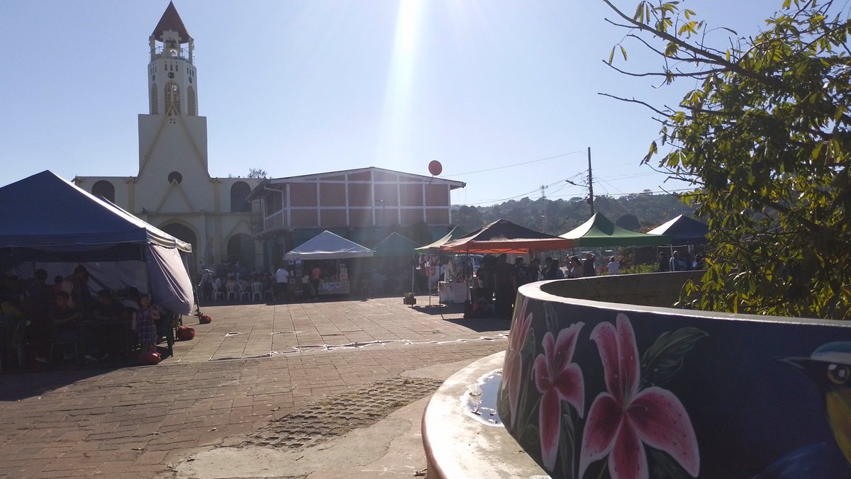 PrincesaNiu's tweet photo. Jornada de elecciones Presidenciales y Legislativas en Santiago Texacuangos #Elecciones2024Sv #el https://t.co/0vkmGOdI8k