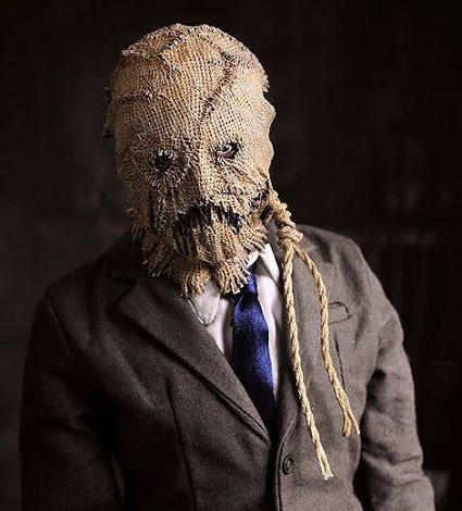 DiscussingFilml's tweet image. Jared Leto reveals he met with Christopher Nolan to play Scarecrow in ‘BATMAN BEGINS’ but got beat out by Cillian Murphy.

(via: @griffschiller)