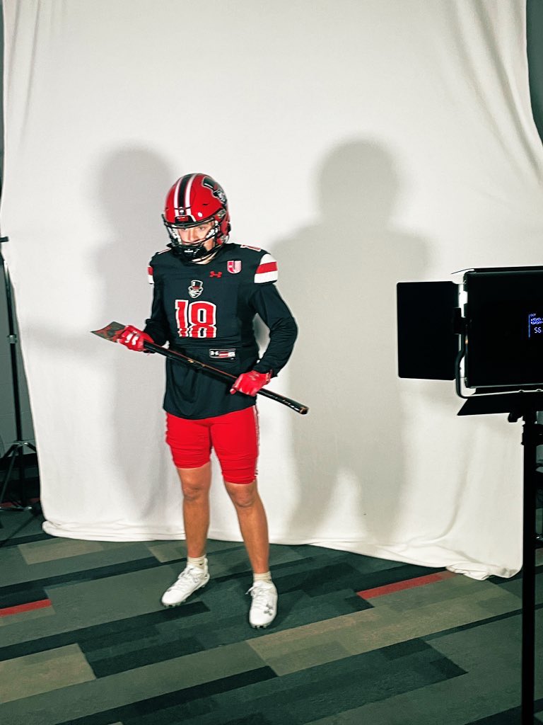 After a Amazing visit I’m extremely blessed to say I’m 10000% Committed to <a href="/GovsFB/">Austin Peay Football</a> ⚫️🔴 @JeffFaris @APSUCOACHMAC <a href="/CoachNudo/">Jack Nudo</a> <a href="/DaphneFBTrojans/">Daphne Trojans Football</a>