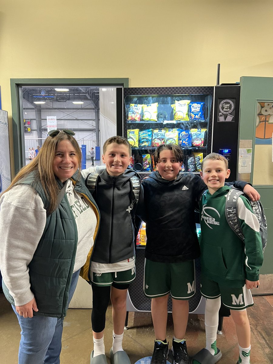 rlfreedm's tweet photo. Love when I get to see the #jjsecretagents in action. Thanks to #Agent16 for inviting me to watch you play. I also got to see #Agent19 and #Agent22. All three played a challenging game and hustled every second. https://t.co/0kYQCRDUsz