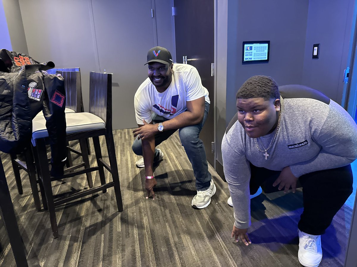 Dr. Katniss tweet media