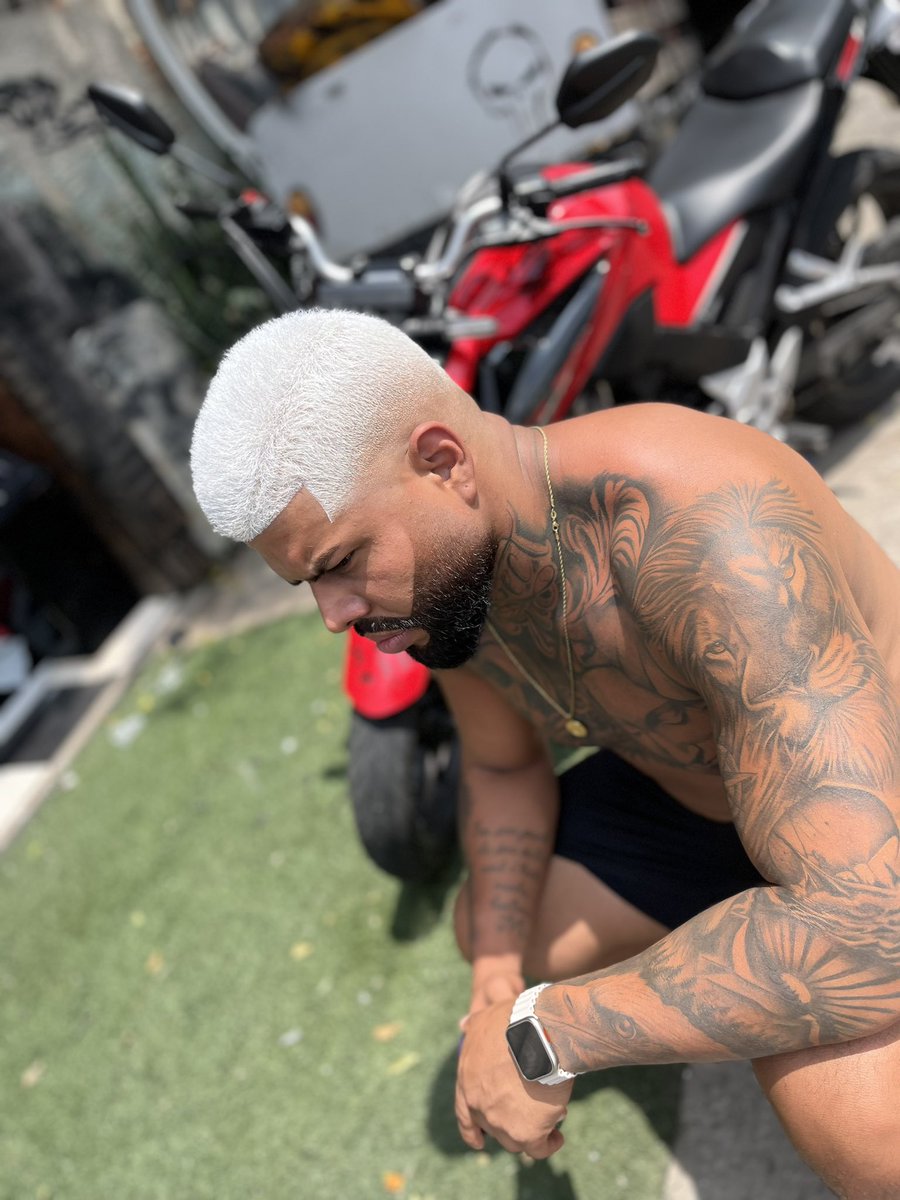 Ge_Barbeiro's tweet photo. Meus mano  sempre na rajada 📏📏❄️ https://t.co/3NVSV7XSD2