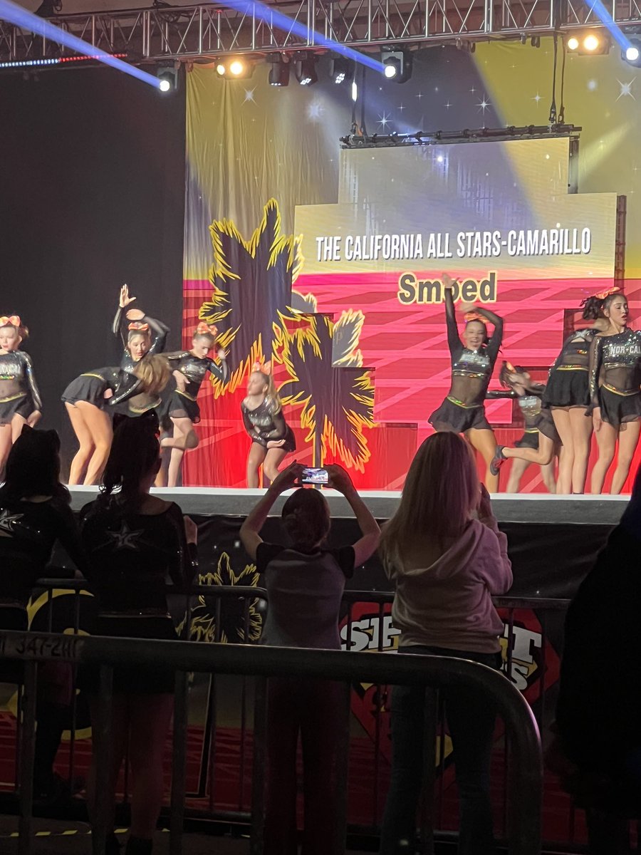 JenVerner's tweet image. #smoed new uniforms? #oops #spiritsports