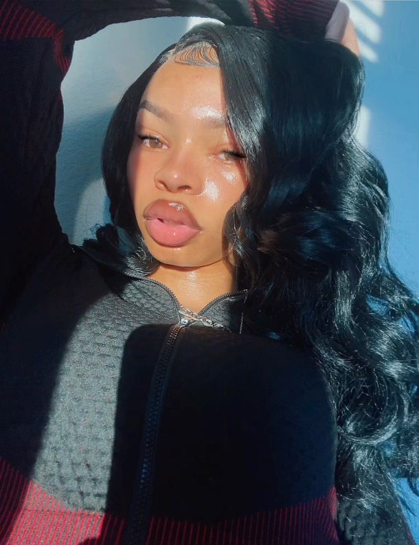 xogripper's tweet photo. The Skin bareface😍. #pretty #lightskin https://t.co/nHLaiG0Arf