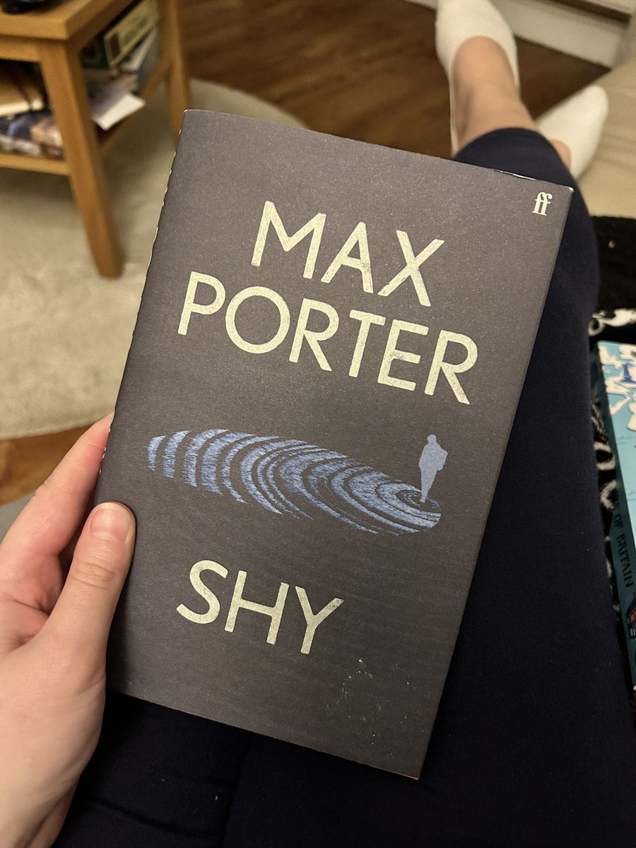 leannevpenning's tweet photo. Shy by Max Porter
⭐️⭐️⭐️⭐️⭐️

This book is only 122 pages, but the journey you go on as a reader is colossal. https://t.co/PufZfXoZZN