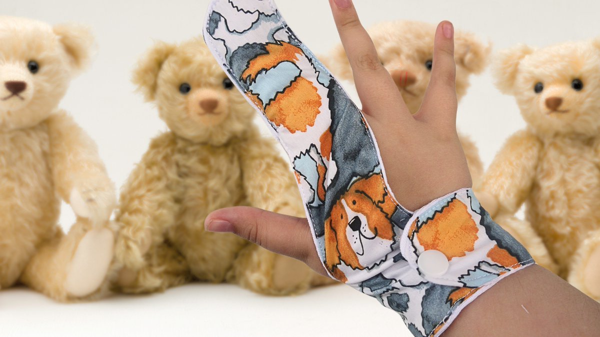 ThumbGuardsNZ's tweet image. We do not recommend washing your #ThumbGuards in hot water. Hot water washing can shrink and wrinkle fabrics. This will affect the fit of the thumb guard or finger guard making it uncomfortable to wear. thethumbguardstore.etsy.com #CraftBizParty #ThumbSucking #Parenting