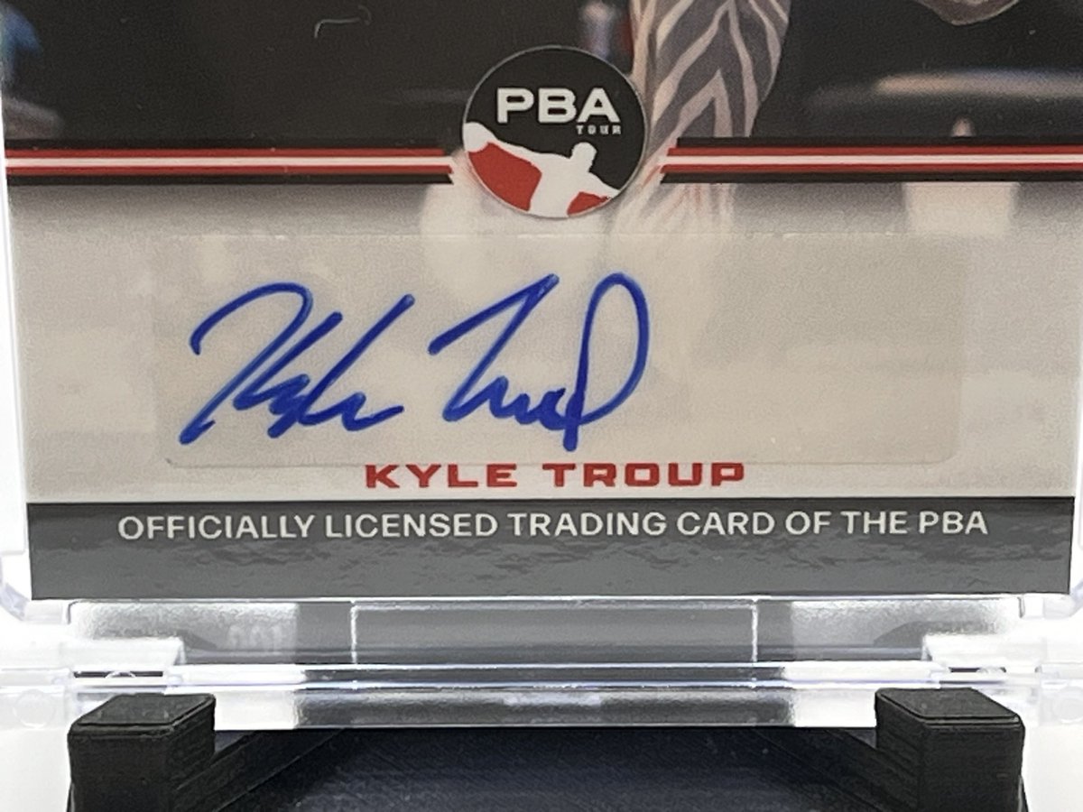 TheCardsport's tweet photo. Watching my boy Kyle Troup on Fox PBA
2023 Kyle Troup RC Rookie AUTO Leaf PBA Tour /400 PBA
#sportscards #tradingcards #cardsruleeverythingaroundme
#whodoyoucollect #thehobby #bowlingcards #kingpin #biglabowski https://t.co/1u1sVliLiS