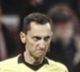 GoldeAngelito's tweet photo. Sánchez Martinez viendo que no podía anular el gol de Llorente de ninguna forma https://t.co/lQ7CnoNg9o