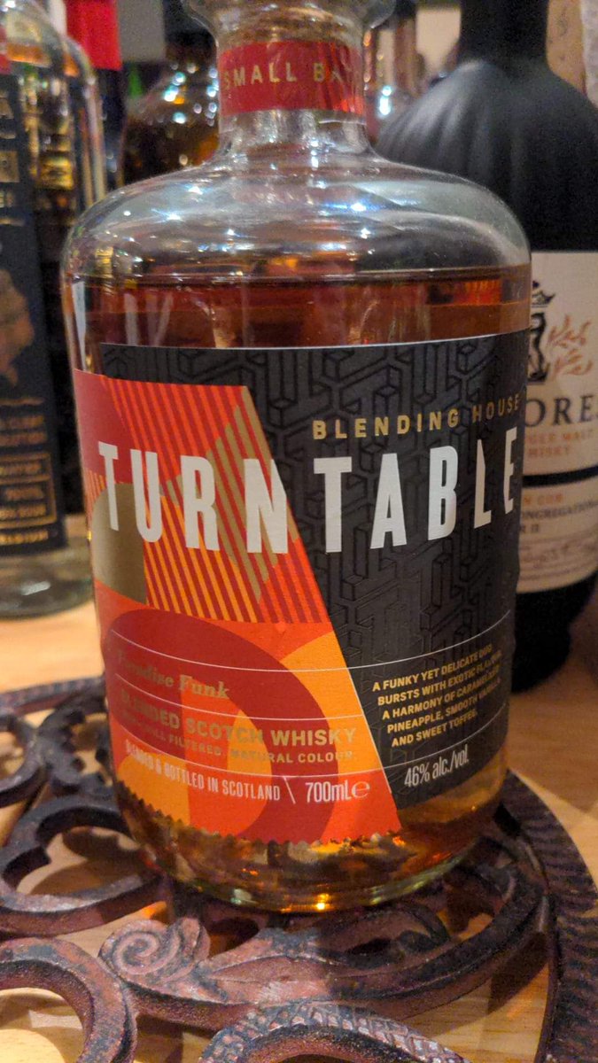 Merlin 🎇 Griffiths tweet media