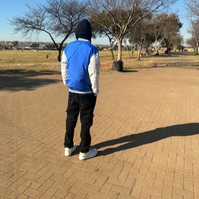Hellysthought's tweet photo. #NewProfilePic https://t.co/rItpGaXbYx