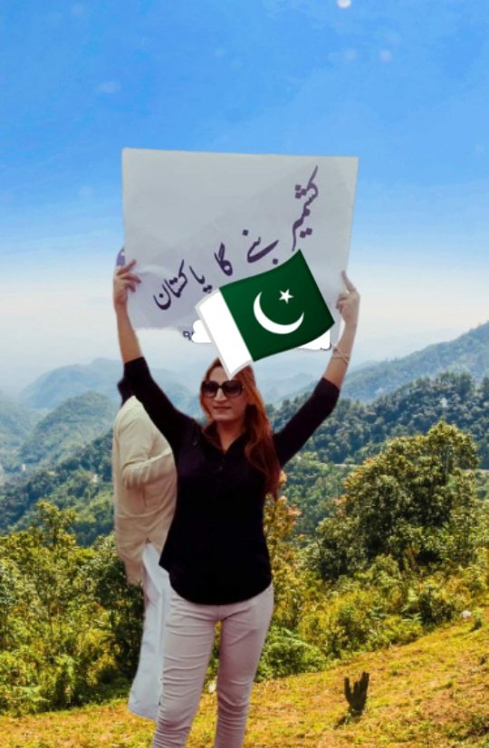 TashaSocialHQ's tweet image. #KashmirSolidarityDay, let&apos;s stand united in support of peace, justice, and the rights of the people in Kashmir. 🕊️ 
#unityforkashmir