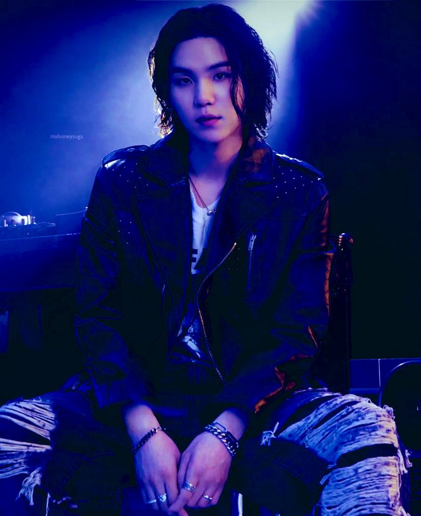 𝓗𝓾𝓷𝓽𝓮𝓻 𝓓𝓲𝓪𝔃

- кᴏʀᴇᴀɴ
- 𝟷𝟿𝟿𝟻’ѕ
- ᴀɢᴇɴᴄʏ ᴍᴀɴᴀɢᴇʀ
- вɪ
- тᴏᴘ