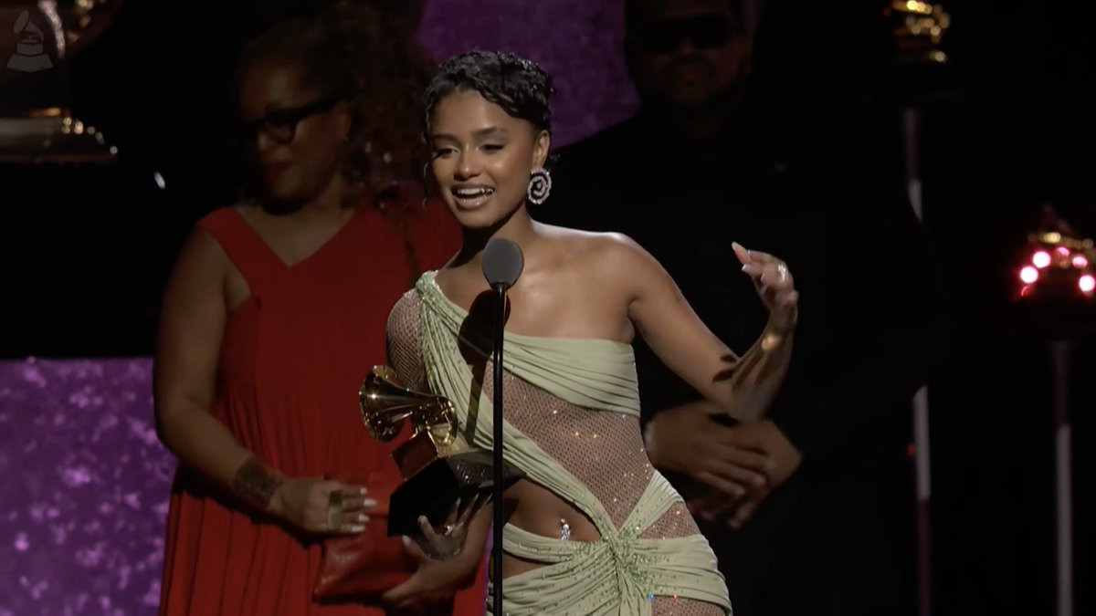 Congrats Best African Music Performance winner - 'Water' @tyllaaaaaaa. #GRAMMYs

WATCH NOW: grm.my/3RqthTR