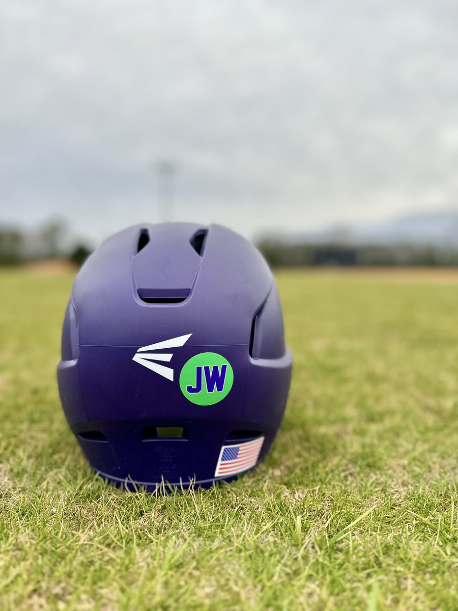 SaludaBaseball's tweet photo. This season, the Tigers will honor Coach Wingate.
#OneSaluda https://t.co/dTyzFyJn3K