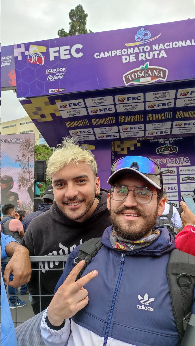 tayta_studio's tweet photo. 📷Que grande @RodriSabato !! Un gusto conocerte y bienvenido siempre a Riobamba Ecuador 🇪🇨 https://t.co/ztfaF6kLv5
