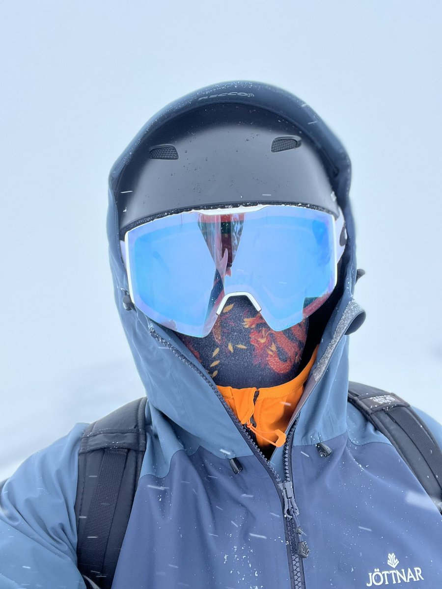 PenFarthing's tweet photo. A few days off…… clear the mind! #needforspeed #ski #grindlewald #switzerland https://t.co/6aeadScXfs