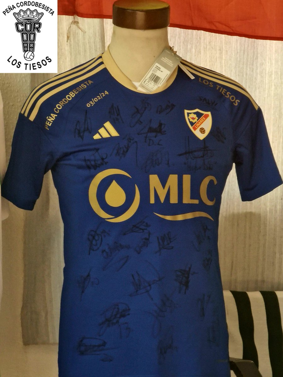 ON TOUR Linares Deportivo
GRACIAS POR LA ACOGIDA A Peña Deportiva Minero Linares.

 #PeñaDeportivaMineroLinares HEMOS pasado un gran día y esperemos vernos pronto en segunda.

Gracias por haberos portado tan bien con la #Peñacordobesistalostiesos y aquí teneis en nuestra sede.