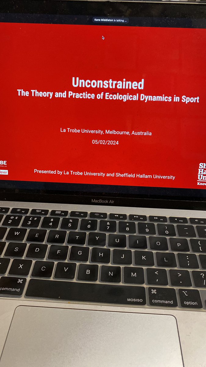 Gerard_Jones's tweet photo. Excited for todays #Unconstrained Symposium @latrobe &amp; @sheffhallamuni sharing unique insights into ecological dynamics in sport

The great Prof. Keith David’s sharing insights into the Role of the GK &amp; developing GKs with ecological dynamics #repetitionwithoutrepetition https://t.co/zWn8OugSe5