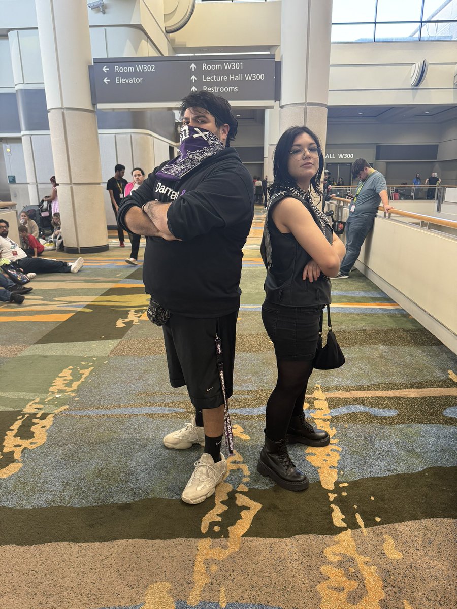 LuiDollaSign's tweet photo. ALL RISE FOR THE JUDGEMENT DAY 
#megaconorlando #WWE #JudgementDay 
#RheaRipley @RheaRipley_WWE @DomMysterio35 
helluva event glad to see the best faction in the WWE being represented 🤟🏼💪💪 https://t.co/0jTNORAbV4