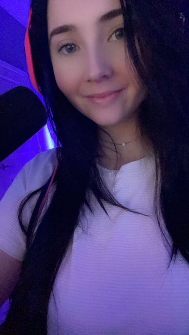 Watch Jewel / Megan 💕's leaked NSFW photo on TwXstars